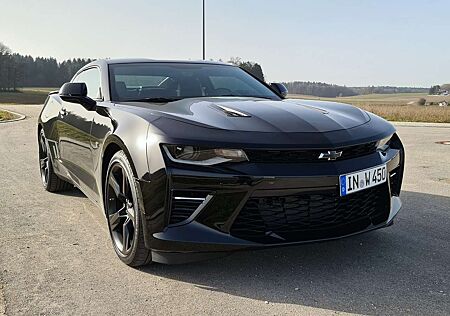 Chevrolet Camaro Coupe 6.2 V8