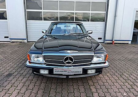 Mercedes-Benz SL 560 ZUSTANDSNOTE 2+ SCHWARZ/ROT