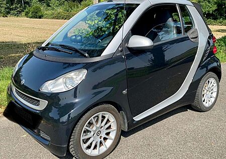 Smart ForTwo Cabrio*Sitzheizung*84 PS*Klimaautomatik*Alufelgen