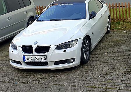 BMW 320i 320 Coupe