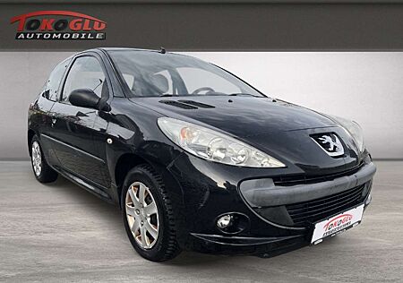 Peugeot 206 + Basis Sportsitze Klima teilb.Rücksb Multif.Lenkr