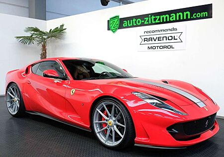 Ferrari 812 Superfast/NOVITEC/CARBON/LIFT/PASS.DISPLAY/
