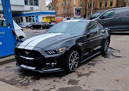 Ford Mustang 2.3 Eco Boost Aut.