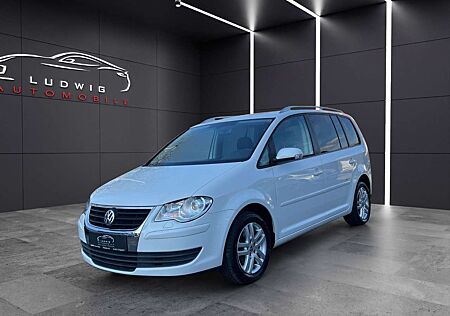 VW Touran Volkswagen United/NAVI/TEMPOMAT/AHK/KLIAMAUTOMATIK