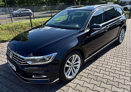VW Passat Variant Volkswagen Passat 2.0 R-Line Exclusive Navi+Camera/Massage