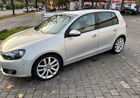VW Golf Volkswagen 1.4 TSI DSG Highline, 18Zoll, wenig kilometer