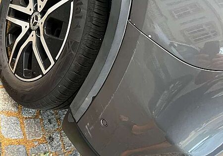 Mercedes-Benz GLA 220 d 4Matic 8G-DCT Style