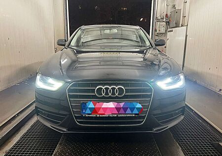 Audi A4 2.0 TDI DPF clean diesel multitronic Ambition