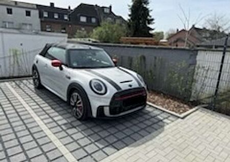 Mini John Cooper Works Cabrio 61 DL Fahrgestell Nr. WMW61DL0803P71473