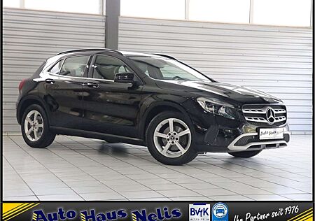 Mercedes-Benz GLA 180 Style Autom. Navi Sitzheiz. Assist-Sys.