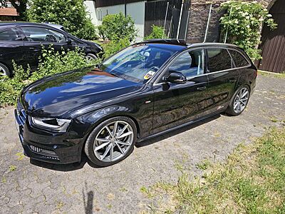 Audi A4 S Line Exeriuer/Interieur 8x Sline 19Zoll Felgen