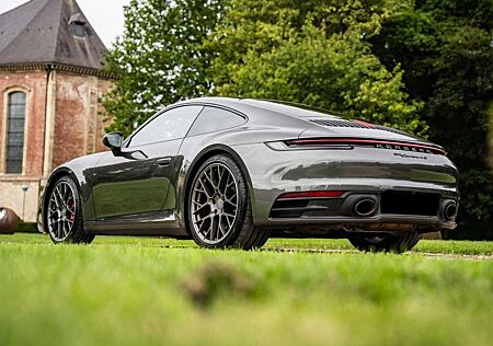 Porsche 992 911 Carrera 4S PDK