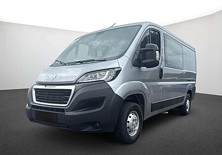 Peugeot Boxer Kastenwagen 333 L2H1 Blue Hdi 165 5-Sitzer