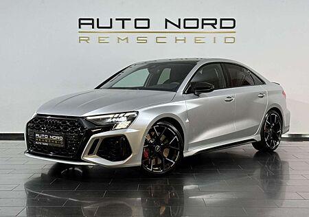 Audi RS3 2.5 TFSI quattro *Raute*B&O*Kamera*Matrix*