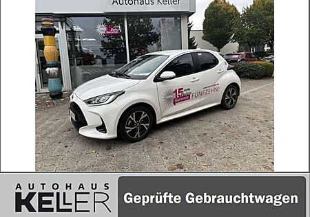 Toyota Yaris Hybrid 116 1.5 VVT-i Teamplayer