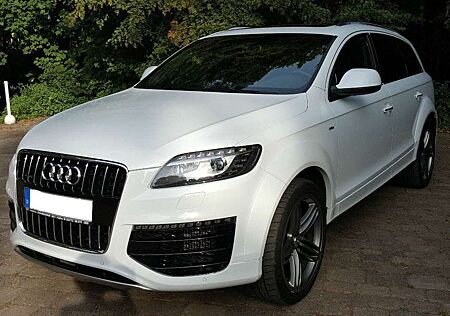 Audi Q7 4.2 TDI DPF quattro tiptronic