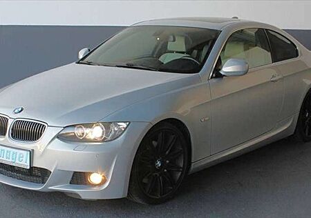 BMW 325 d Coupe M-Sport-Paket Leder GSD Navi Alu 19