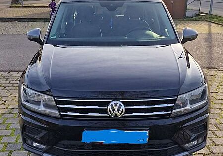 VW Tiguan Allspace Volkswagen 2.0 TDI Comfortline