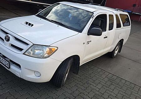 Toyota Hilux 4x4 Double Cab