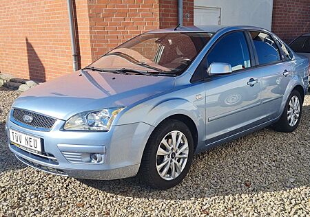 Ford Focus 1.6 Ghia , Tüv Neu