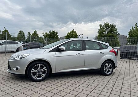 Ford Focus 1.0 Style Editi/Tüv u. Insp. neu/Garantie