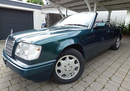 Mercedes-Benz E 200 Cabriolet *HU-AU neu*sehr schöner Zustand*