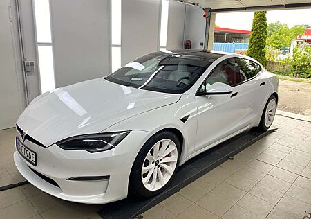 Tesla Model S Plaid