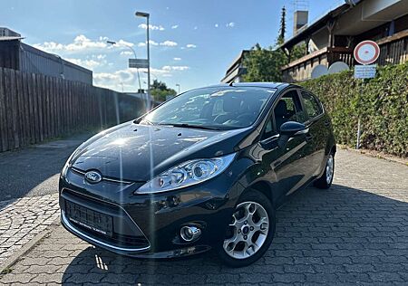 Ford Fiesta Titanium*Klimaauto*SZH*LM*
