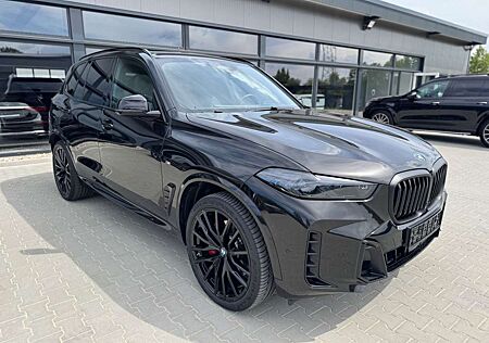 BMW X5 40d M Sport Pro -2Achs-SkyL-BelüSitz-360K-22Z