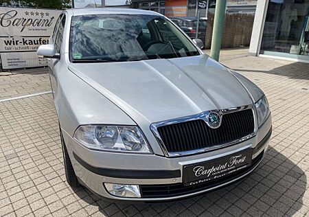 Skoda Octavia 1.6 Lim. Elegance, 1.Hand, Automatik,uvm