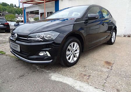 VW Polo Volkswagen VI Highline/DSG//4.400km/1.Hd/PDC/Navi/Sitz