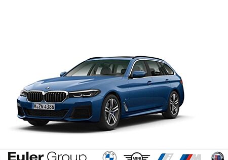 BMW 530 d xDrive Touring Sportpaket HUD Luftfederung AD St