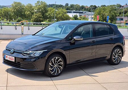 VW Golf Volkswagen VIII Lim. Life