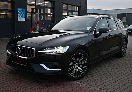 Volvo V60 T8 TE AWD Inscription*LED*CAM*PANO*PDC*