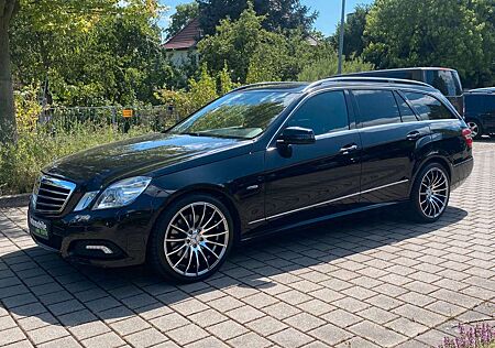 Mercedes-Benz E 300 T-Modell CDI BlueEfficiency *XEN+NAVI+19"*