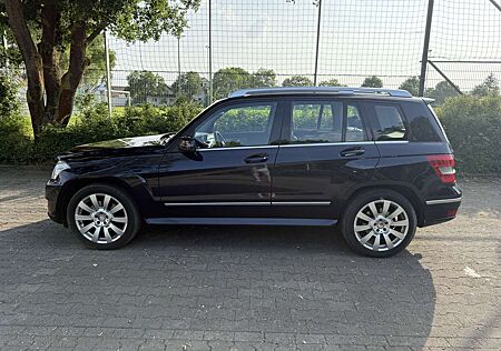 Mercedes-Benz GLK 320 CDI DPF 4Matic 7G-TRONIC Edition 1