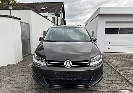 VW Sharan Volkswagen Comfortline -NAVI-STANDHZG-el.SCHIEBET-7SITZ-AHK-