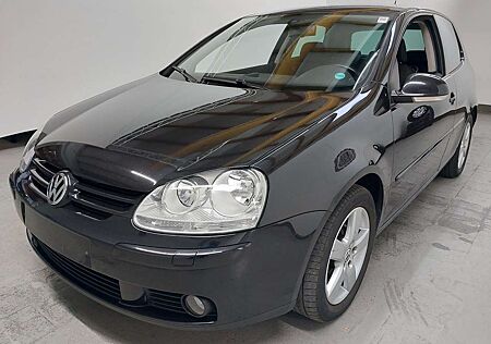 VW Golf Volkswagen 1.4i. 80PS. Klima Servo. ABS. ZV. EFH. Tüv NEU