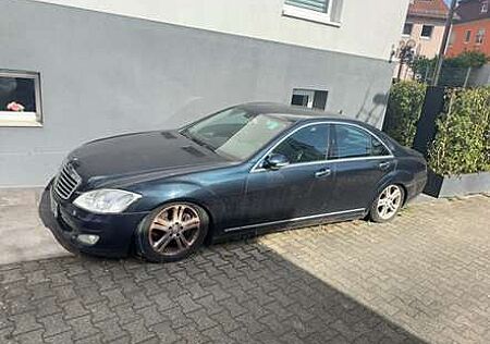Mercedes-Benz S 320 CDI 4Matic (221.080) 4matic