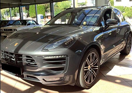 Porsche Macan GTS PDK