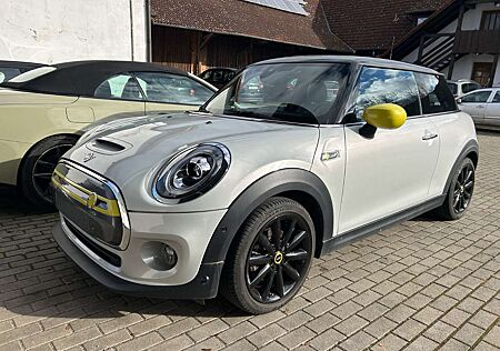 Mini Cooper SE Trim L,LEDER,NAVI,HuD,Kamera,Szhzng
