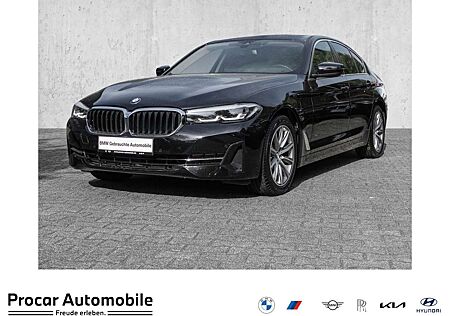 BMW 520 d A Head-Up DAB LED WLAN Parkassistent Shz