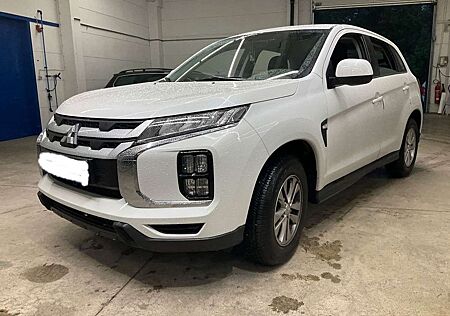 Mitsubishi ASX 2.0 2WD CVT Intro Edition