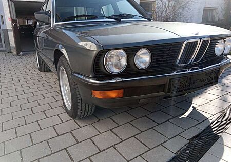 BMW 535 1hd "Sleeper " unrestauriert top Original Zustand