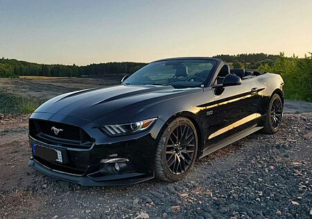 Ford Mustang Cabrio 5.0 Ti-VCT V8 GT