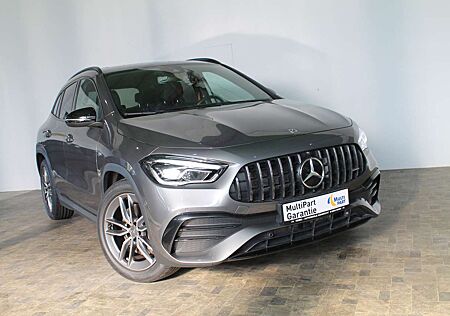 Mercedes-Benz GLB 35 AMG GLA 35 AMG GLA 35 AMG 4Matic, LED, 19" Alu, Navigation