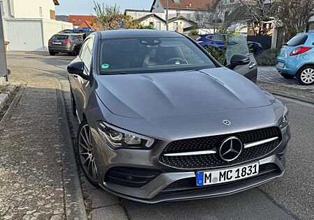 Mercedes-Benz CLA 250 Shooting Brake 7G-DCT AMG Line