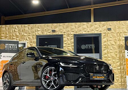 Jaguar XE R-Dynamic Black/360°/NAVI/APPLE/SOUND/SHZ