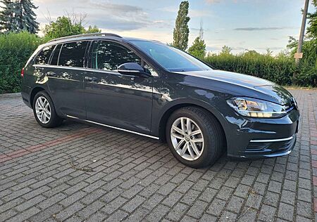 VW Golf Variant Volkswagen 1.5 TGI BlueMotion DSG Comfortline