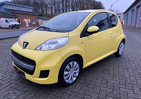 Peugeot 107 Filou 1,0 sparsamer kleiner Flitzer